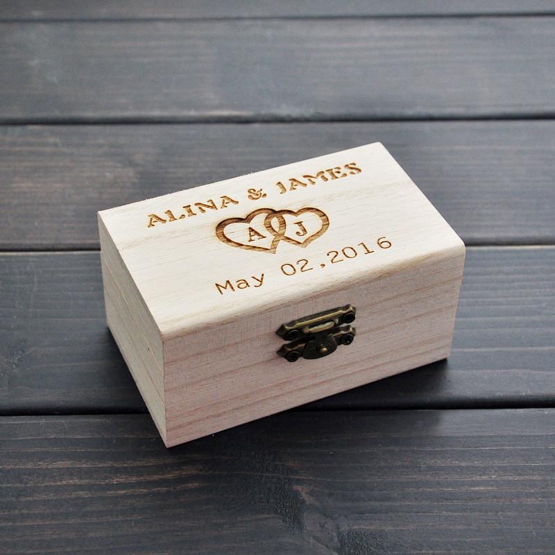 CUSTOM WEDDING RING BOX - The Suggestion Store
